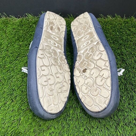 UGG Chester Blue Moccasin